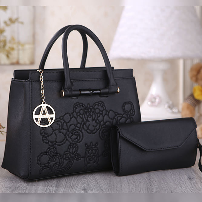 PC2486Black